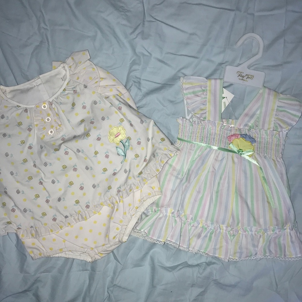 Bundle of 2 - Vintage 12 month outfits